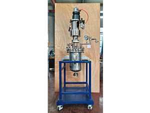 20L反應(yīng)釜  氣動馬達 已完工發(fā)往重慶