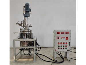 10L不銹鋼襯鈦油浴電加熱實(shí)驗(yàn)釜已完工發(fā)往中國臺灣